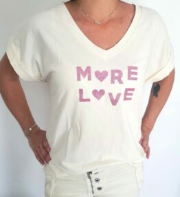 Tee-Shirt col v More Love Vanille