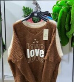 Pull aspect gaufré love chocolat